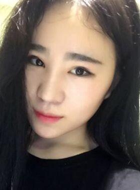 巨丑的鼻子做了隆鼻整形之后順眼多了