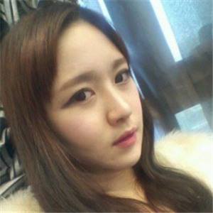 分享我改臉型+硅膠隆鼻手術(shù)前后對(duì)比果照片，伊萊美李湘源做的~