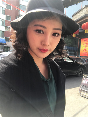 自體脂肪隆眉弓后，更有精神了