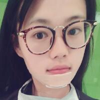 看于朦朧做了下巴整形，我也去做了假體墊下巴整形價格6800元