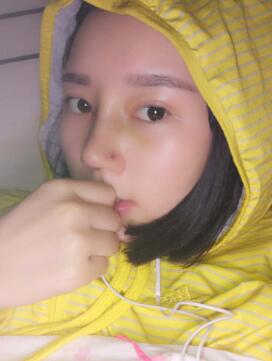 鼻子整形術(shù)后一周了，終于拆線