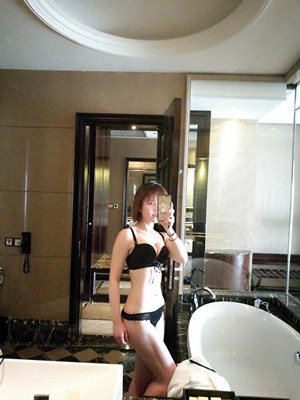 自體脂肪隆胸三個(gè)月了，我是變得越來(lái)越自信了