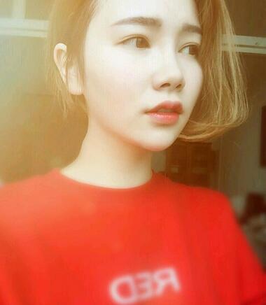 八大處楊明勇做的雙眼皮 半年了