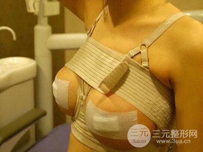 宜昌中愛張宜彬醫(yī)生給我做的假體隆胸手術(shù)，分享一下前后照片