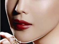 假體隆下巴手術會留下后遺癥嗎 如何避免