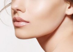 隆下巴用什么材料比較好