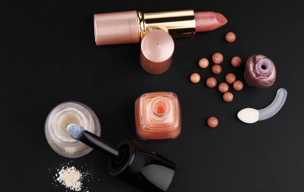 雙眼皮修復術后護理