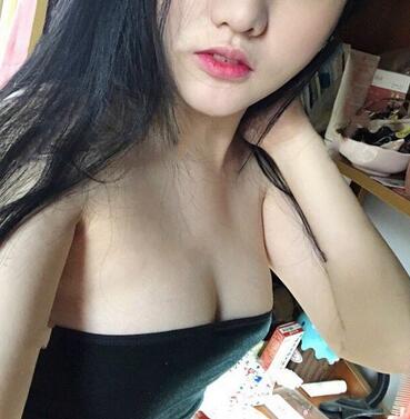 抽脂隆胸一個(gè)月 果自然