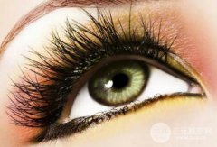 開眼角的風(fēng)險大嗎?開眼角手術(shù)是什么?