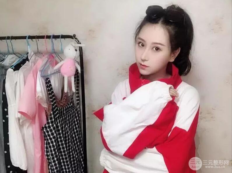 北京藝星仇侃敏微創(chuàng)肋軟骨隆鼻前后對(duì)比圖 術(shù)后一個(gè)月的恢復(fù)狀況