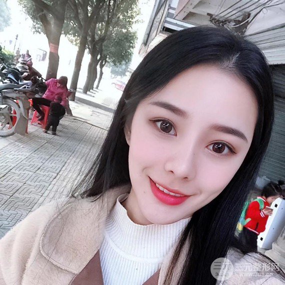 【隆鼻整形+進(jìn)口假體+耳軟骨墊鼻尖+鼻頭鼻翼縮小+鼻尖延長】綜合改良！