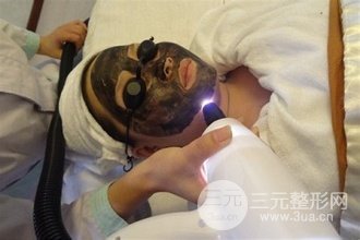 黑臉娃娃美白敏感肌的人可以做嗎？