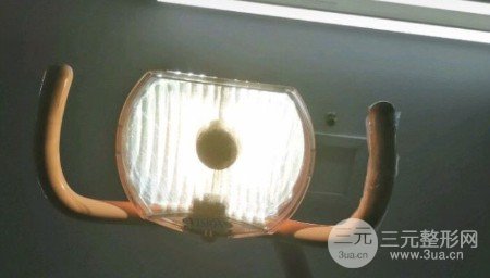 拜博口腔醫(yī)院補牙價格