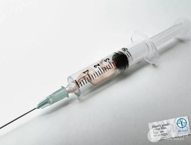 圖2 65歲以上患者與年輕患者接受BoNT-A緩解后不良反應(yīng)發(fā)生并無(wú)差異