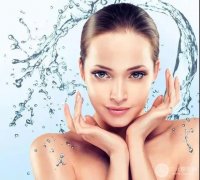 注射補(bǔ)水果|號(hào)稱能年輕化逆時(shí)光，保養(yǎng)皮膚有這么夸張？真人分享來(lái)咯！