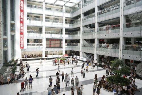 遵義醫(yī)學(xué)院附屬醫(yī)院整形好嗎(圖)