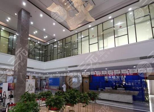 成都雍禾植發(fā)多少錢？醫(yī)院靠譜嗎？附價格表+植發(fā)手術分享