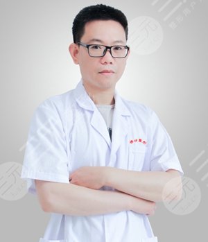 廣州雙眼皮技術(shù)好的醫(yī)生有哪些：李帥敏(廣州博仕整形)