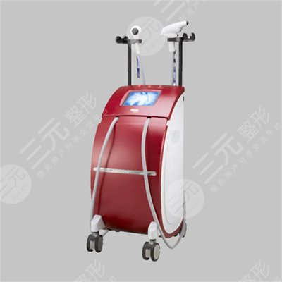 江映蓉照片對比