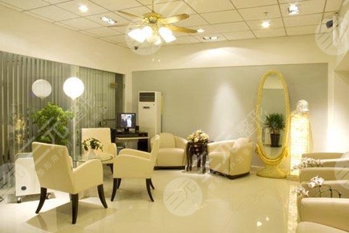 上海九慕整形美容