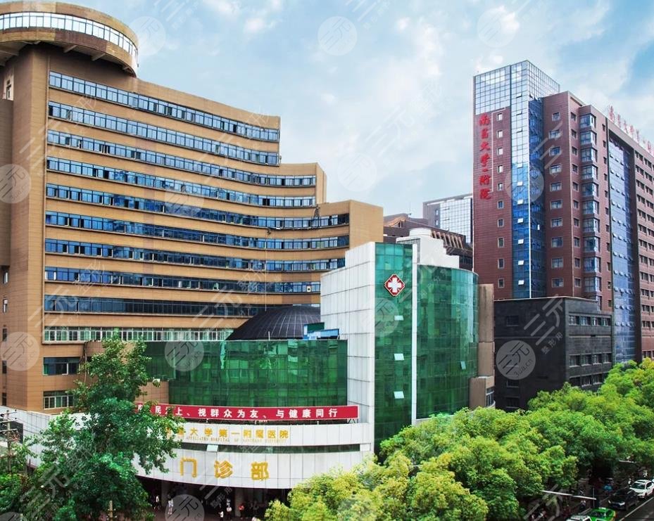 南昌大學(xué)第一附屬醫(yī)院整形科怎么樣？是外包的嗎？附文輝才、付建華醫(yī)生介紹
