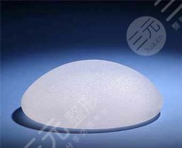 水滴型胸和圓形哪個(gè)更美觀?哪個(gè)更適合少女?