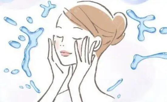 油性皮膚可以打水光補(bǔ)水嗎