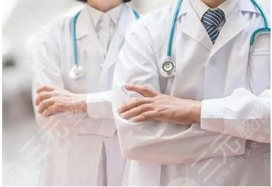 南方醫(yī)科大學深圳醫(yī)院祛斑醫(yī)生介紹