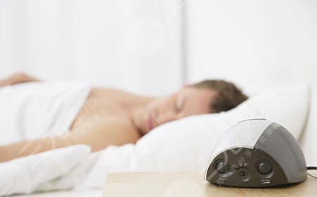 如何預(yù)防眼角長黃褐斑?