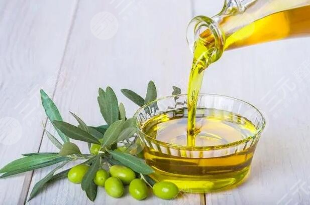 橄欖油去除妊娠紋需要配合使用身體乳么？怎么正確使用？