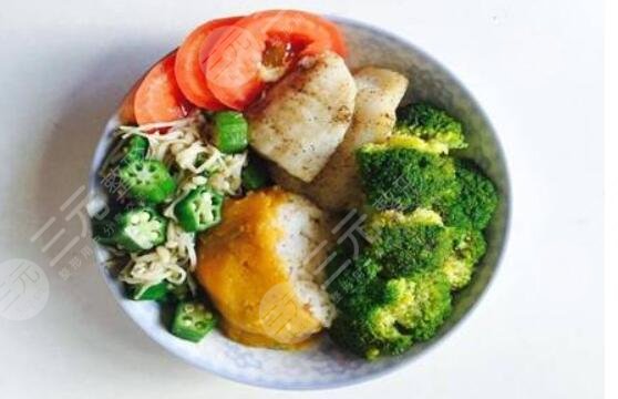 不吃晚飯減肥法容易反彈嗎？如何科學(xué)搭配減肥食譜？