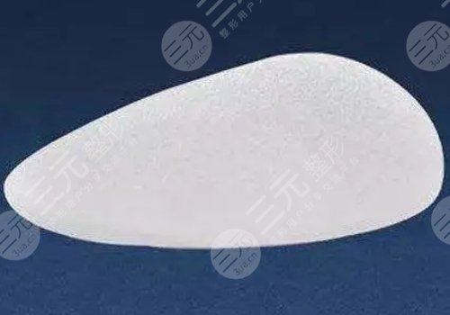 水滴形假體隆胸多少錢？