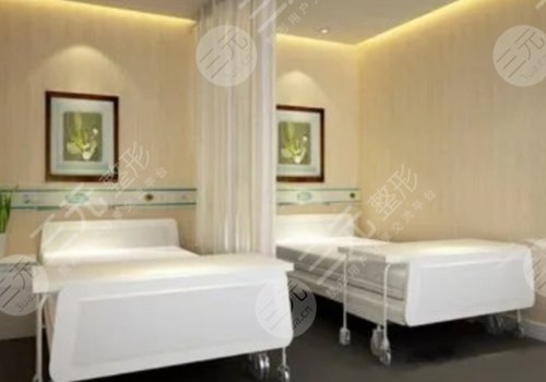 閆家峰做雙眼皮怎么樣