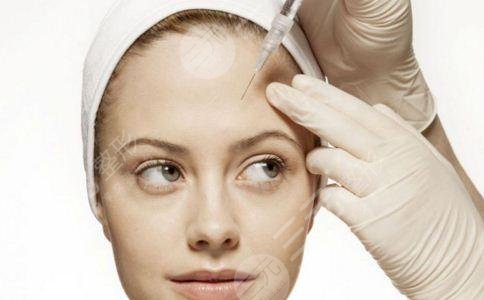 額頭填充膠原蛋白多久恢復(fù)正常