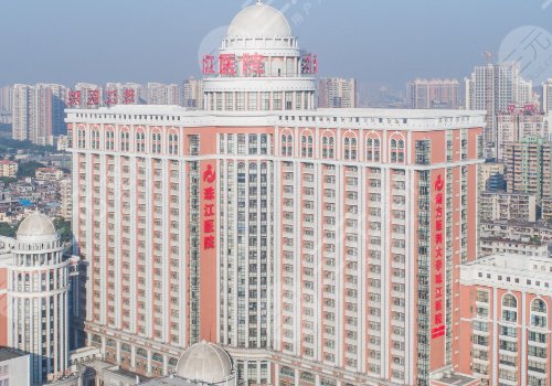 珠江醫(yī)院縮胸多少錢(qián)