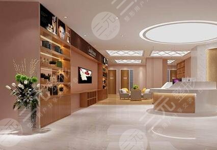 楊海波醫(yī)生隆鼻案例