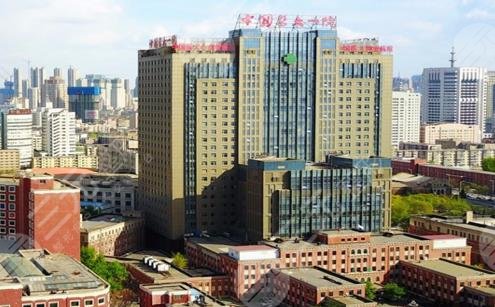 醫(yī)科大學(xué)附屬醫(yī)院整形美容外科怎么樣？